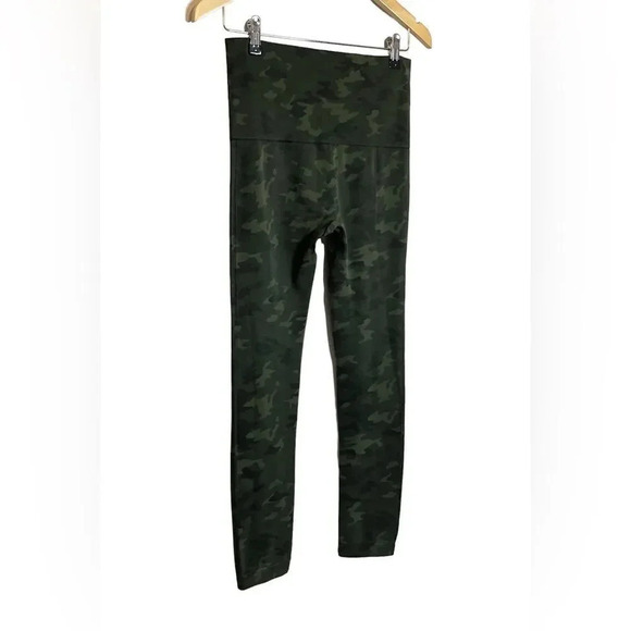 NWOT Bagatelle | Camo Seamless Leggings High Rise Booty Lifting SAKS FIFTH AVE - Picture 6 of 7